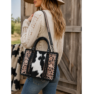 Sac messager en cuir à poils motif vache, sac fourre-tout floral western gravé, sac à bandoulière pour le quotidien, les voyages et le shopping, 12x16 pouces - Product Image 2