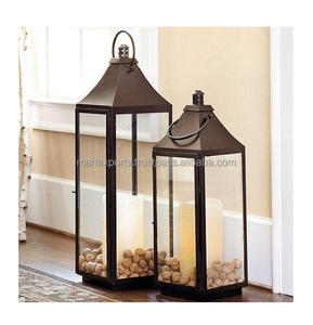 Lanterne à bougie en métal plaqué or abordable, conçue et créative, variété exclusive de lanterne en métal pour la décoration intérieure - Product Image 3