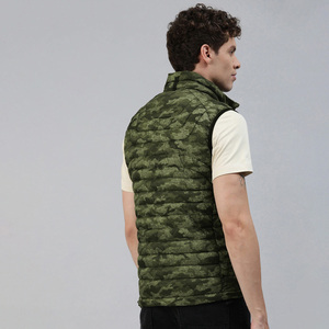 เสื้อกั๊กพัฟเฟอร์ผู้ชายแบบหนา กันลม ระบายอากาศได้ดี ดีไซน์ล่าสุด ขายดีที่สุด รับผลิตตามสั่ง (OEM) สำหรับฤดูหนาว - Product Image 3