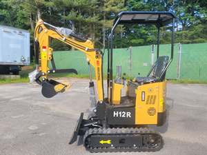 Mini-excavatrice AGT H12R 3,5 tonnes en stock, livraison rapide disponible, machine de haute performance, prix de gros disponibles - Product Image 6
