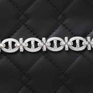 Nouveau design, bracelet chaîne à maillons ovales couleur argent, fermoir fleur en strass, bijoux pour femme, cadeau de fête - Product Image 3