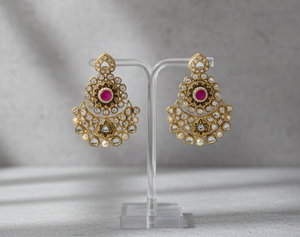 Ensemble de boucles d'oreilles fantaisie en or plaqué or, perles et pierres Kundan traditionnelles indiennes, pour femmes et filles, vente en gros. - Product Image 2