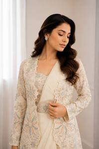 Sari indio-pakistaní de seda crepé pesada bordado con falda plisada para mujer, ropa étnica para bodas y fiestas - Product Image 5