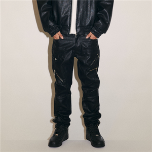 Pantalon cargo Y2K en molleton évasé à taille mi-haute pour homme, style hip-hop, en similicuir, avec cordon de serrage et revers, idéal pour l'hiver - Product Image 1
