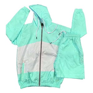 Conjunto de Chaqueta Cortavientos y Pantalones Cortos para Hombre, Diseño Moderno, Bloques de Color, Cuello Alto con Cremallera, Combinación de Colores, Dos Capas, con Logotipo Personalizado, para Primavera - Product Image 1