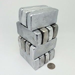 Lingotes de aluminio 99.9% para procesos de fundición a presión, extrusión y requisitos de fabricación avanzada para los sectores industriales de hoy en día - Product Image 1