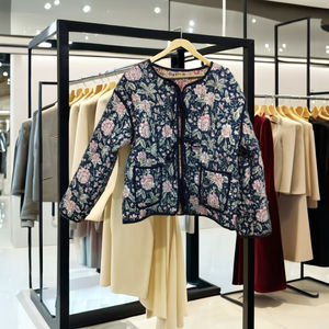 Chaqueta Acolchada Reversible de Alta Calidad, Estilo Bohemio Floral, Relleno de Algodón Transpirable, Otoño Invierno, Ecológica - Product Image 3