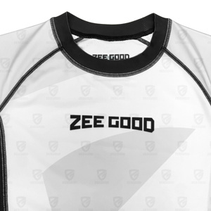 Vente en gros de rashguards de BJJ personnalisés par sublimation, UPF50+, antibactériens, à séchage rapide, respirants, à manches courtes pour hommes, avec nom de marque personnalisé - Product Image 3