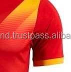 Tenue de football professionnelle avec maillot et short assortis, conçue pour les matchs de compétition, les entraînements et les tournois d'équipe. - Product Image 3