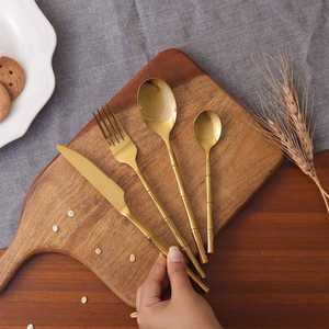 Ensemble de fourchettes et cuillères à salade en métal plaqué cuivre, fabriqué à la main, ustensiles de service pour usage gastronomique, couverts en métal - Product Image 6