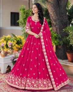 Ensemble de robe Anarkali pour femme en faux georgette lourdement brodé avec dupatta, costume ethnique de créateur 3 pièces pour soirée, longueur 50 pouces - Product Image 4