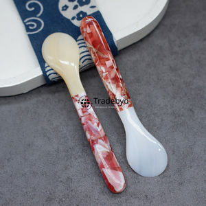 Cuillère décorative de luxe en nacre incrustée, fabriquée à la main, pour servir en cuisine, Tradebyd - Product Image 2