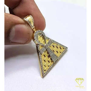 Colgante Pirámide Helada en Plata de Ley 925 con Diamantes Cultivados en Laboratorio VVS, Joyería Hip Hop - Product Image 4