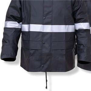 Vestes coupe-vent d'hiver à capuche pour hommes, matière douce, confortable, écologique et respirante, logo sur le devant, pour les voyages, KANEKA - Product Image 4