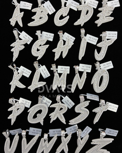 Colgante Personalizado con Inicial, Diamante Moissanite VVS, Plata de Ley 925, Bañado en Oro Blanco, Estilo Hip Hop - Product Image 3