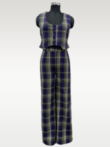 Haut court sans manches à carreaux avec pantalon large taille haute – Tenue décontractée d'automne coupe ample en laine tissée et polyester - Product Image 1