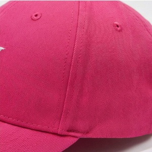 Gorra de Béisbol Rosa con Logotipo Bordado en Blanco, Gorra Ajustada de 6 Paneles, Estilo Casual para Adultos, Tela Común de Alta Calidad - Product Image 5