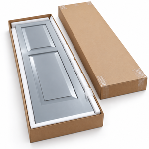 Persianas Exteriores de Madera Maciza Gris Claro con Paneles Elevados, Persianas de Madera Pintadas a Medida para Casas Tradicionales - Product Image 4