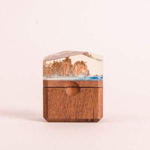Rustic Wooden Resin High Quality Handmade European Style Sustainable Ring <b>Box</b> <b>Keepsake</b> <b>Box</b> for Wedding Rings - Product Image 4