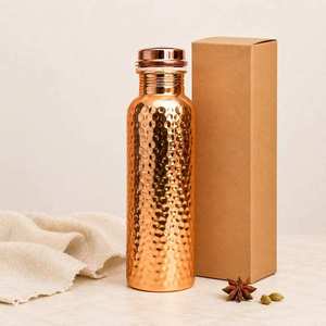 Botella de Agua de Cobre con Patrón Grabado, Diseño Moderno, Reutilizable, Portátil, para Viajes, de Pared Simple, SOFIYA CRAFT - Product Image 4