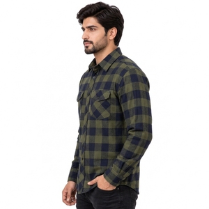 Paneles Transpirables, Construcción Flexible y Camisa Acolchada de Kevlar con Tela Resistente a la Abrasión y Zonas Protectoras Reforzadas - Product Image 4