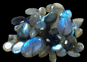 Piedra Suelta de Labradorita Facetada Natural para Joyería |   Labradorita de alto brillo tallada |   Iridisencia de Corte Múltiple |   Precio al por Mayor - Product Image 2