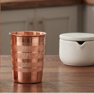 Verre à boire artisanal en cuivre pur, finition polie miroir, parfait pour une table de dîner élégante, mugs de CRAFTSY HOME - Product Image 3