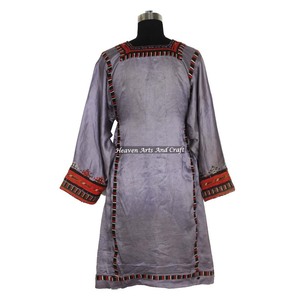 Collection en gros de robes Balochi tribales afghanes authentiques, robes Balochi Banjara brodées à la main, style vintage, collection traditionnelle Banjara 2026 - Product Image 5