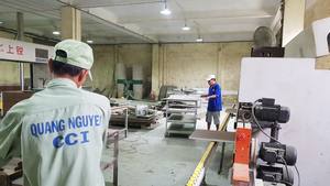 Intérieur de style haut de gamme personnalisé en usine, imperméable, résistant aux rayures, isolation acoustique, polymère, bois composite WPC, salle de bain, hôtel - Product Image 5