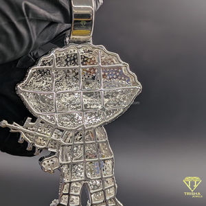 Pendentif Bling Hip Hop Personnage de Dessin Animé Bébé avec Diamants Iced Out, Collier Statement Hip Hop Amusant et Original - Product Image 4