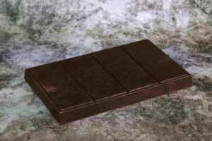 Wholesale Delicious <b>Sweet</b> HALAL High Quality Compound Chocolate OEM/ODM Bakery Using Dark Chocolate Block Cocoa 1KG Good Price - Product Image 3