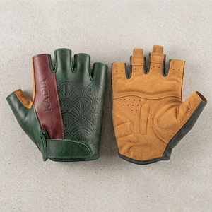 Guantes de Cuero KADIA de Medio Dedo para Hombre y Mujer, Estilo Premium Acolchado y Grabado, Guantes de Conducción con Palma Acolchada en Color Personalizado - Product Image 2