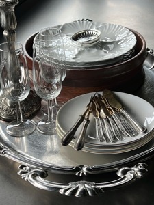 Classic Design Stainless Steel Designer Oval Shaped Dish Border Design Silver Color Finishing Platter and Tray Home <b>Decor</b> - Product Image 5