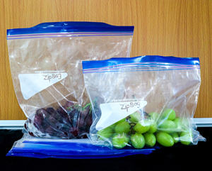 Sac de conservation alimentaire à double fermeture éclair en plastique recyclé offrant une résistance aux fuites et une responsabilité environnementale - Product Image 3