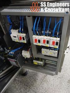 Remplisseuse sous vide électrique automatique industrielle VF 830 avec système AL pour l'emballage des aliments et des boissons - Product Image 5