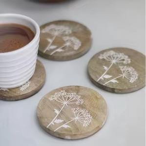 Elegantes Posavasos Metálicos para el Hogar, Juego para Bebidas, Protección de Mesa - Product Image 2