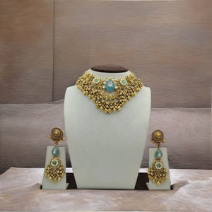 Conjunto de Collar de Novia Tradicional Plateado con Piedra Azul en Forma de Lágrima y Acentos Verdes, Pendientes Largos Colgantes, Joyería Tradicional - Product Image 3