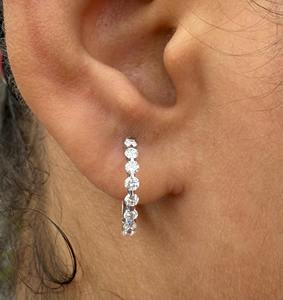 Pendientes de Aro con Diamante Cultivado en Laboratorio de 0.65ct, Corte Brillante Redondo, Oro Blanco de 14K, Joyería Minimalista de Lujo, Regalo para Mujer, Fiesta - Product Image 4