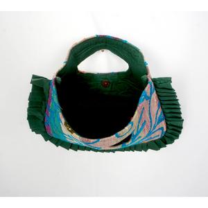 กระเป๋าคลัทช์ Kantha ดีไซน์ล่าสุด ปิดด้วยแม่เหล็ก ขายดีที่สุด สำหรับผู้หญิง มีจำหน่ายในราคาขายส่งสำหรับผู้ส่งออก - Product Image 4