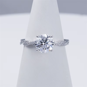 Anillo de compromiso de oro blanco con diamantes, corte brillante redondo, color G, diamantes cultivados en laboratorio, estilo clásico, joyería para mujer - Product Image 1