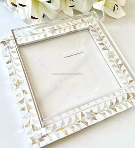 Venta caliente patrón geométrico acrílico pastel soporte madre perla incrustaciones mar Shell cúpula Chocolate plato Ins acrílico postre Decoración - Product Image 2