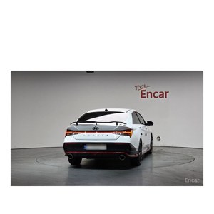 Hyundai Avante 2.0 N 2023 con 38,451 km, Volante a la Izquierda, Asientos de Cuero, Estándar de Emisiones Euro V, Cámara Trasera - Product Image 3