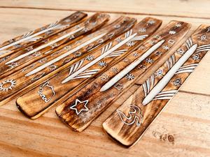 ถาดใส่เครื่องหอมไม้แกะสลักลายโบราณ พร้อมที่ดักขี้เถ้าไม้ธรรมชาติ สำหรับห้องนั่งเล่นและห้องนอน - Product Image 6
