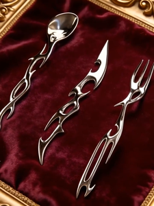 Ensemble de cuillères de service de luxe en acier inoxydable avec manches décoratifs en forme de vigne florale dorée, ustensiles de table décoratifs pour la restauration et les cadeaux - Product Image 6