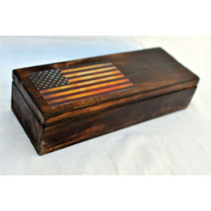 Caja de Almacenamiento de Madera Color Verde Azulado con Aspecto Envejecido |   Organizador de Recuerdos de Madera con Tapa Deslizante Pintado a Mano Estilo Antiguo |   Cofre Decorativo Rústico - Product Image 6