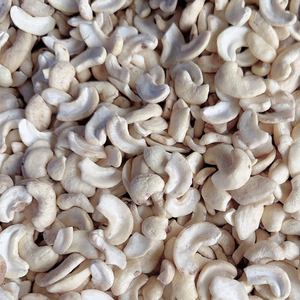 High Quality Cashew <b>Nuts</b> Wholesale W180 Ww320 Cashew <b>Nut</b> <b>Kernels</b> Santigo Cashew Vietnam Customized Packaging - Product Image 1