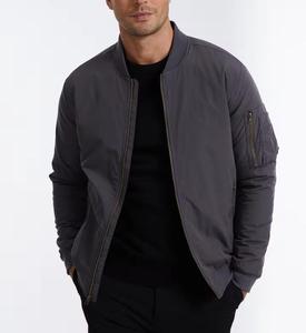 Blouson Bomber Homme en Toile à Capuche avec Fermeture Éclair, Coupe Décontractée, Coupe-Vent, Automne, Coupe Classique, Blocs de Couleurs, Séchage Rapide, Logo Avant en Nylon - Product Image 2