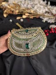 Bolso de mano tipo clutch con diseño de mosaico Kundan para bodas, recepciones, fiestas y eventos. Hecho a mano. - Product Image 4
