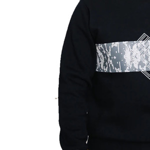 เสื้อสเวตเชิ้ตผู้ชายพรีเมียม ผ้าฝ้ายฟลีซ 100% แขนยาว สวมใส่สบาย คอวี ทรงพอดีตัว อุ่นในฤดูหนาว ระบายอากาศได้ดี เป็นมิตรต่อสิ่งแวดล้อม - Product Image 4
