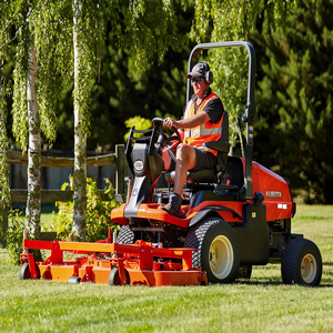 Cortadora de Césped Compacta Kubota F2890 con Motor Diésel Refrigerado por Líquido, Dirección Hidrostática y Capacidad de Corte 4x4 Confiable - Product Image 1